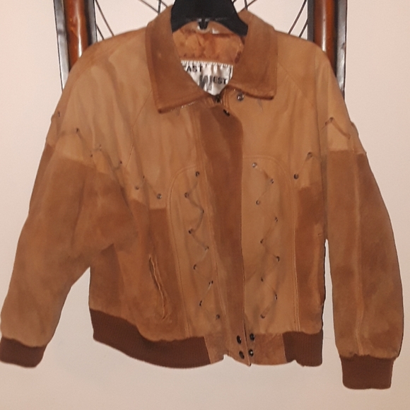 East West Jacket - Picture 4 of 8